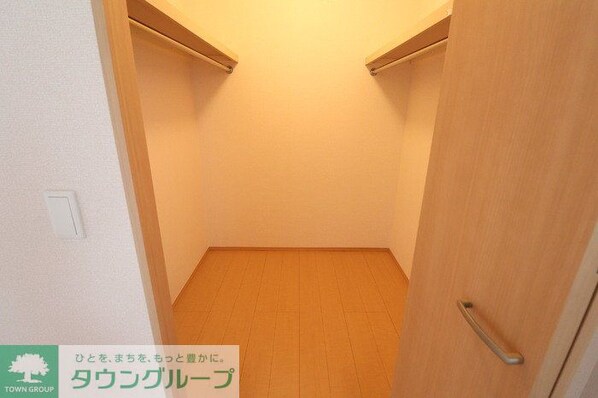 ゴールドパストラル VIIの物件内観写真